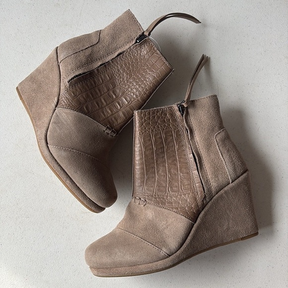 TOMS Women's Desert Wedge‎ Ankle Bootie  Size 5 - Picture 4 of 7